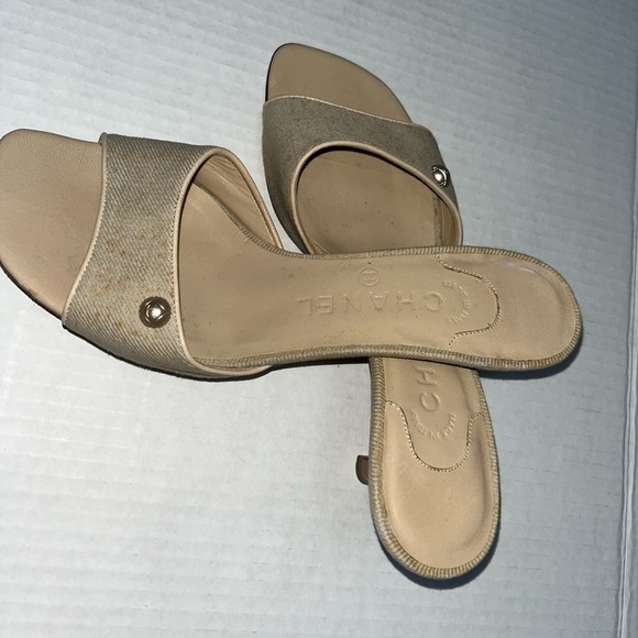 Chanel slide boho classic retro sandals heels Wheat color fabric silver logo 6.5 - Picture 8 of 15